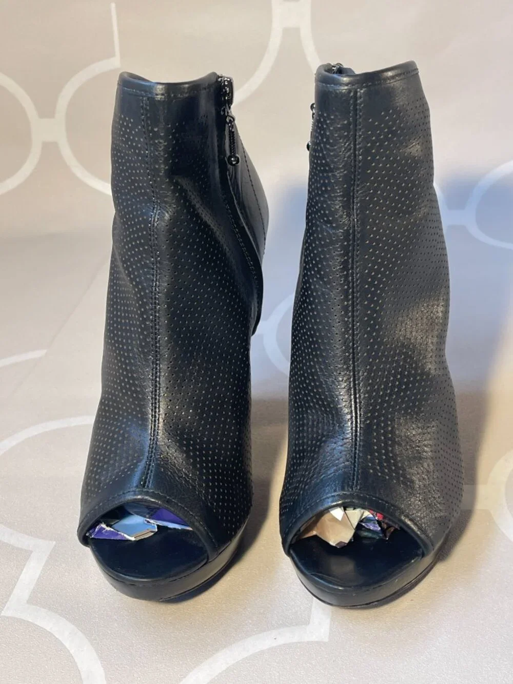 Belle by Sigerson Morrison used good
